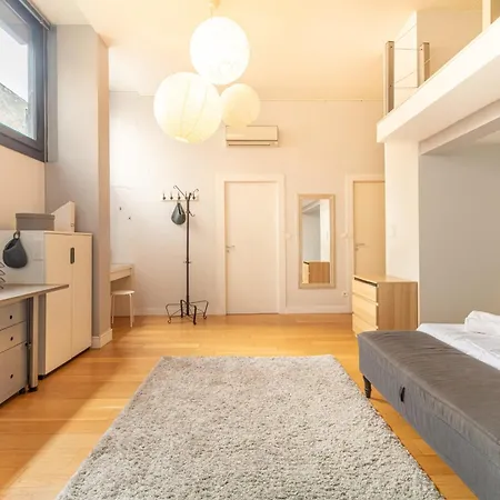 Comfortable Escape In The Heart Of アパート *