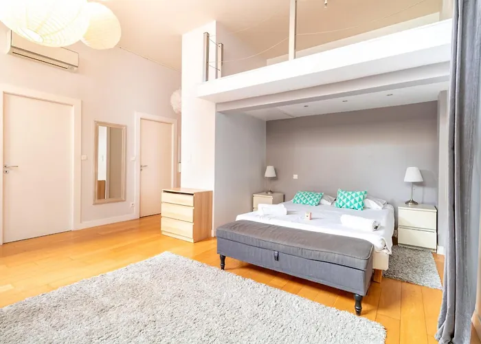 Comfortable Escape In The Heart Of 公寓